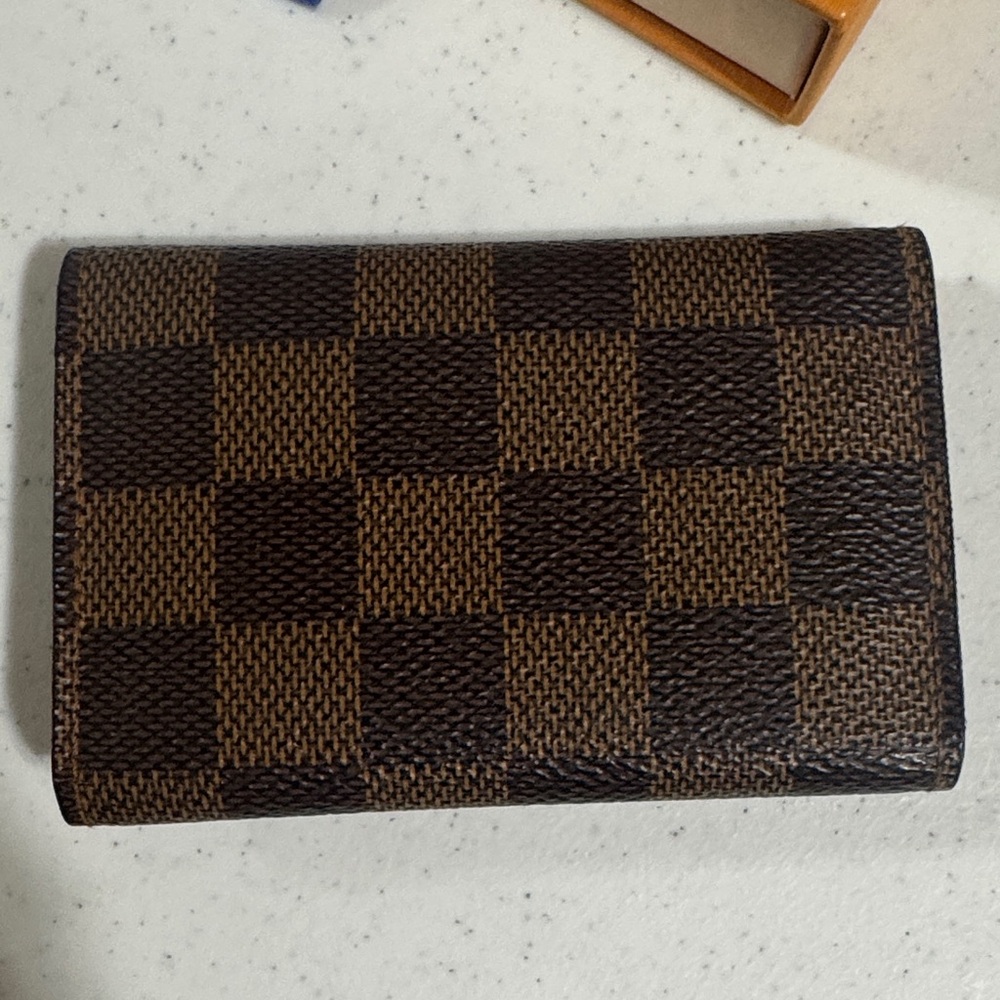 Louis Vuitton 6 Key Holder Damier Ebene Authentic with box and dust bag - Picture 9 of 10